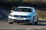 Volkswagen Passat GTE Estate 2019 года (UK)